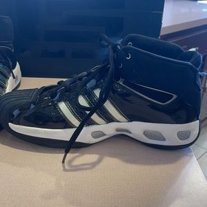 Adidas Pro Model Basektball Shoe